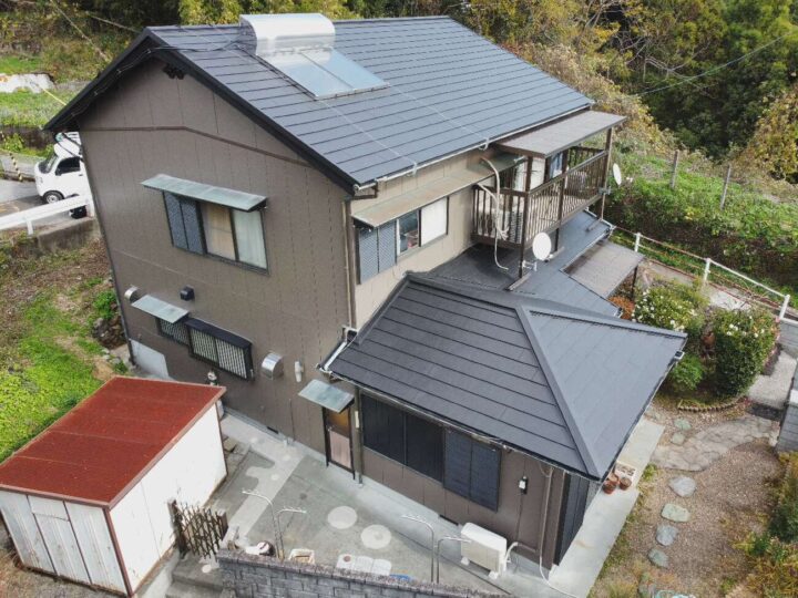最高級屋根工事「スーパーガルテクト」！！！高知市山ノ端 f様邸 屋根葺き替え 外壁塗装工事