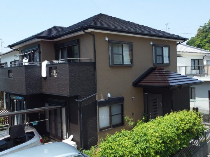 屋根・外壁を高耐侯な塗料で施工させていただきました👍✨高知市神田 t様邸 屋根塗装 外壁塗装工事