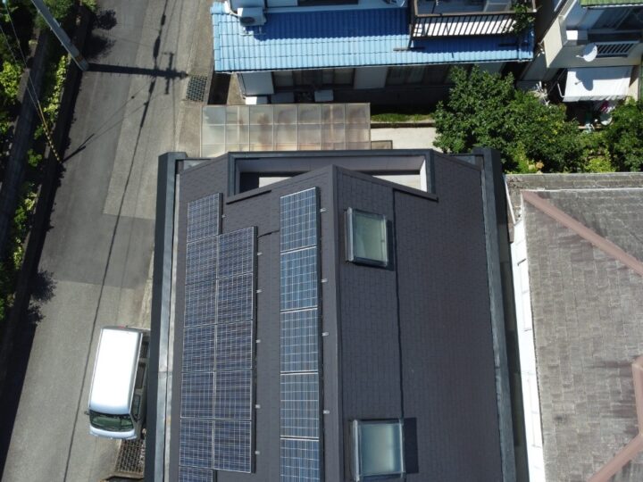 高知市 城山町 y様邸 屋根塗装工事🏠ラジカル制御で屋根の塗装を行いました🌞👍