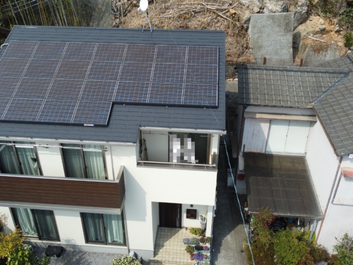 高知市 五台山 w様邸 屋根塗装 外壁塗装工事🏠防藻・防カビ対策もできる塗装で仕上げました👍