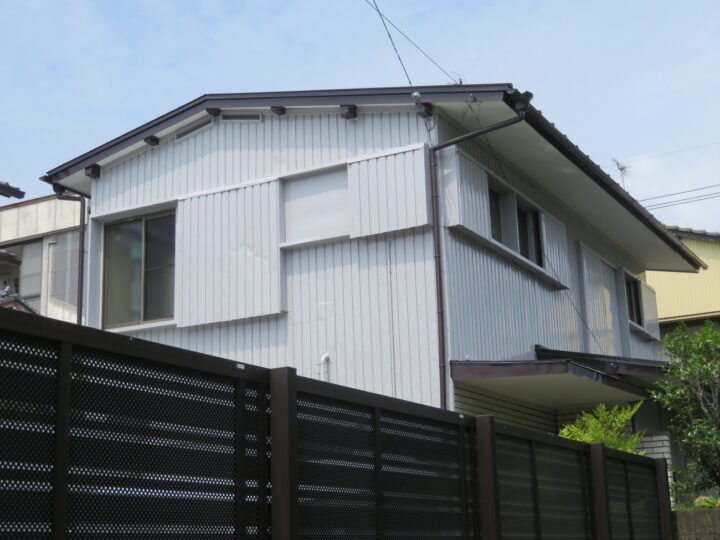 高知市 役知町 n様邸 屋根塗装 外壁塗装工事🏠 屋根外壁ともに「ダイナミックシリーズ」で仕上げました👍