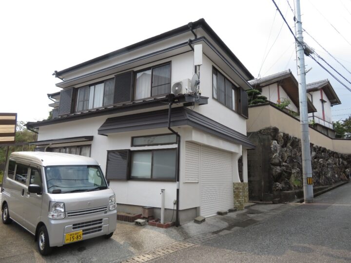 高知市 塚ノ原 m様邸 屋根塗装 外壁塗装工事🏠清潔感と上品さを兼ね備えたお色で施工いたしました😊