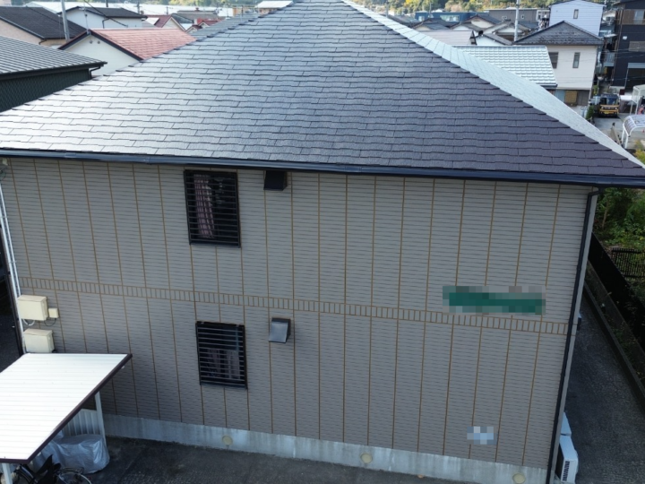 高知市 神田 sアパート 屋根塗装 外壁塗装🏠技術力が光ります💪ダブルトーン工法でタイル調サイディングを塗装しました(^^♪