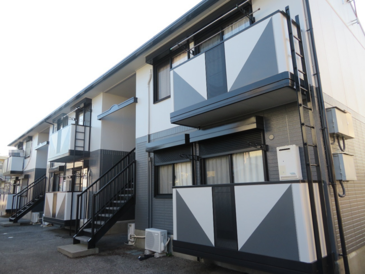 高知市 大津 fアパート 屋根塗装 外壁塗装工事🏠ニッペ 『グランセラシリーズ』で屋根外壁を美しく強く仕上がりました(^^♪