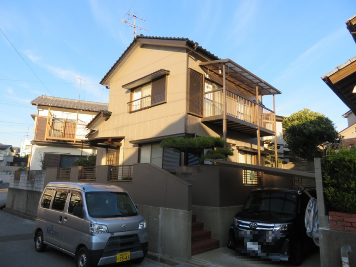 高知市 朝倉 i様邸 屋根塗装 外壁塗装工事🏠耐候性・美観ともに優れた塗装👍✨