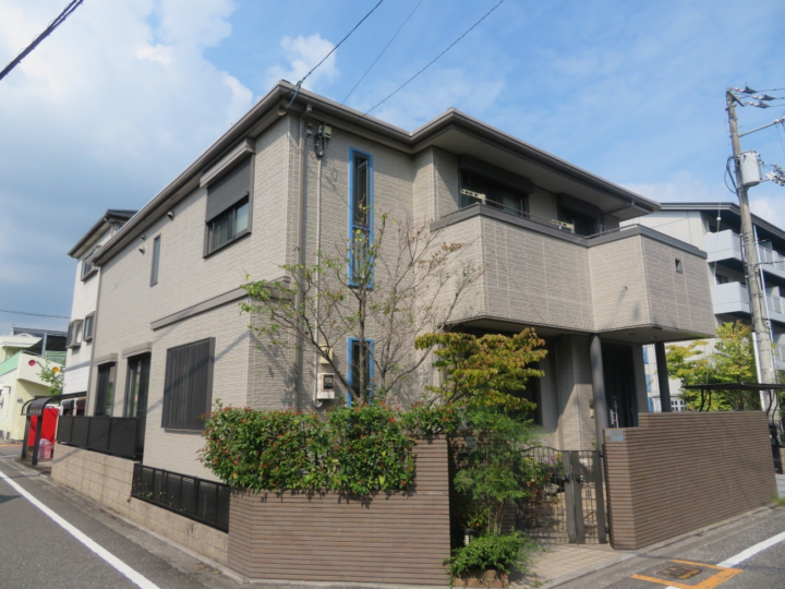 高知市 比島町 t様邸 外壁塗装工事🏠期待耐用年数30年 高耐候無機塗料『グランデ無機』で施工(^^♪